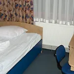 222 Hotel 2*