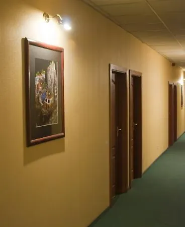 Hotel 222 Poznań